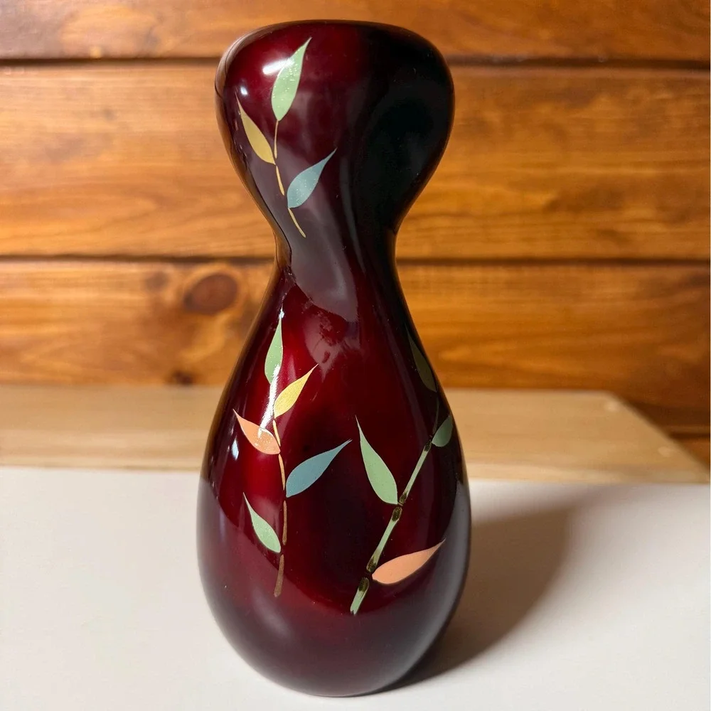 Royal Maruni | Japanese Lacquerware Porcelain | Oxblood Bamboo Leaf Bud Vase